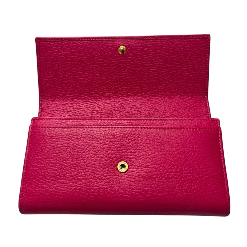 Gucci GG Marmont Calfskin Pebbled Leather Hot Pink Barbie Continental Wallet
